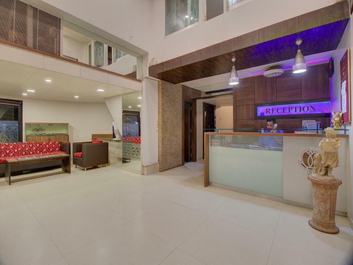 Sāngli Oyo 35844 Hotel Lotus Residency מראה חיצוני תמונה