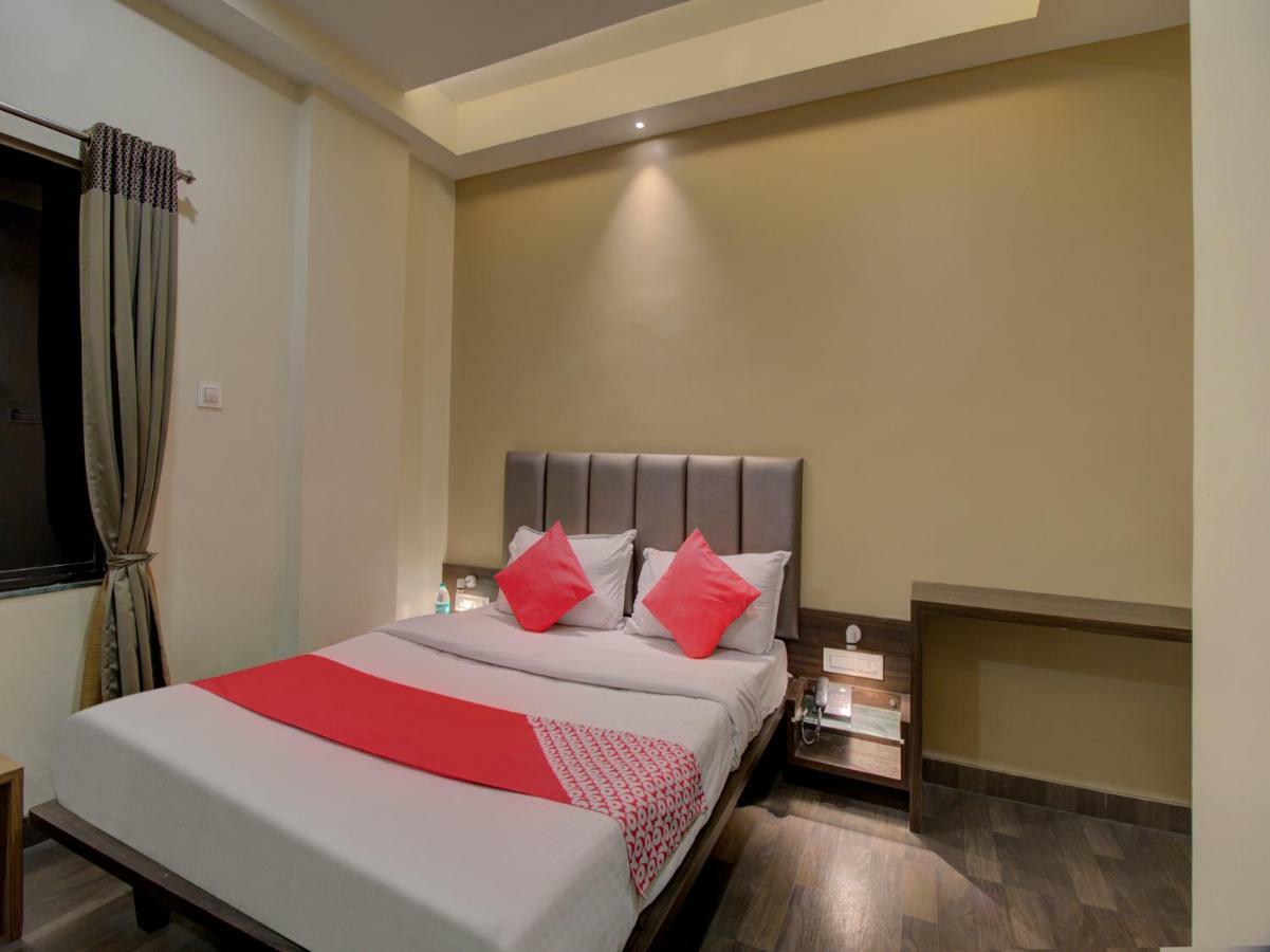 Sāngli Oyo 35844 Hotel Lotus Residency מראה חיצוני תמונה
