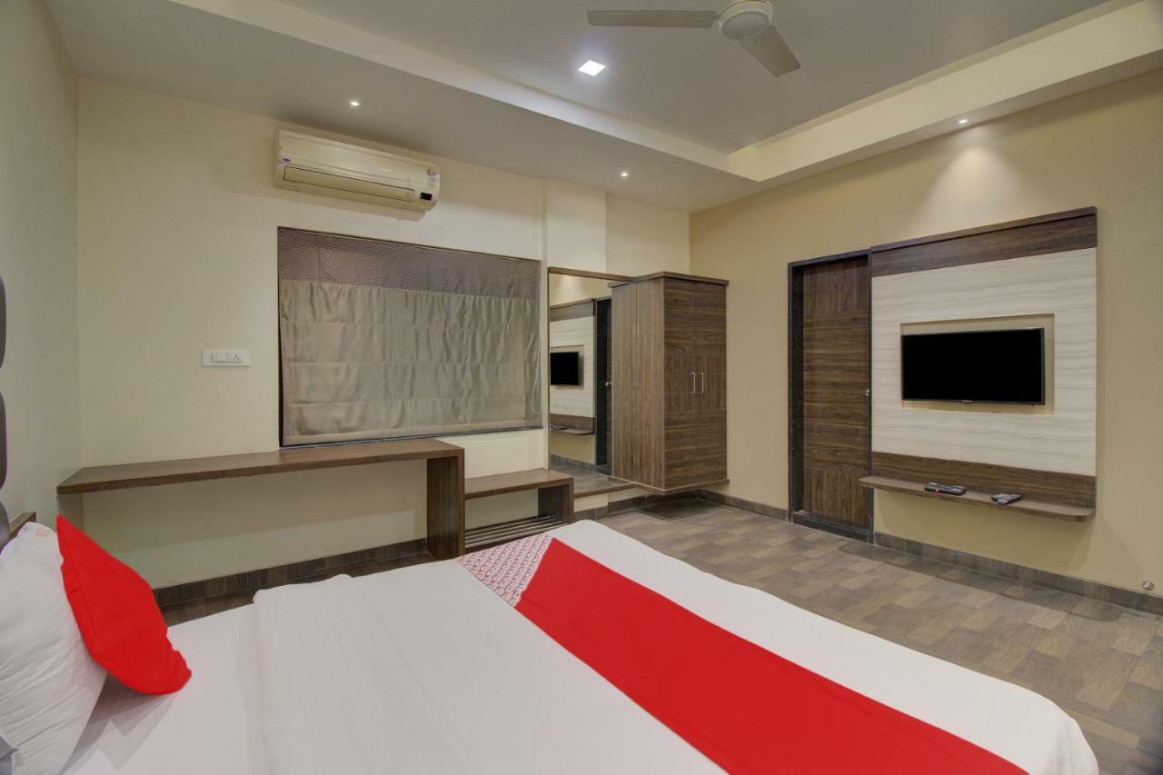 Sāngli Oyo 35844 Hotel Lotus Residency מראה חיצוני תמונה