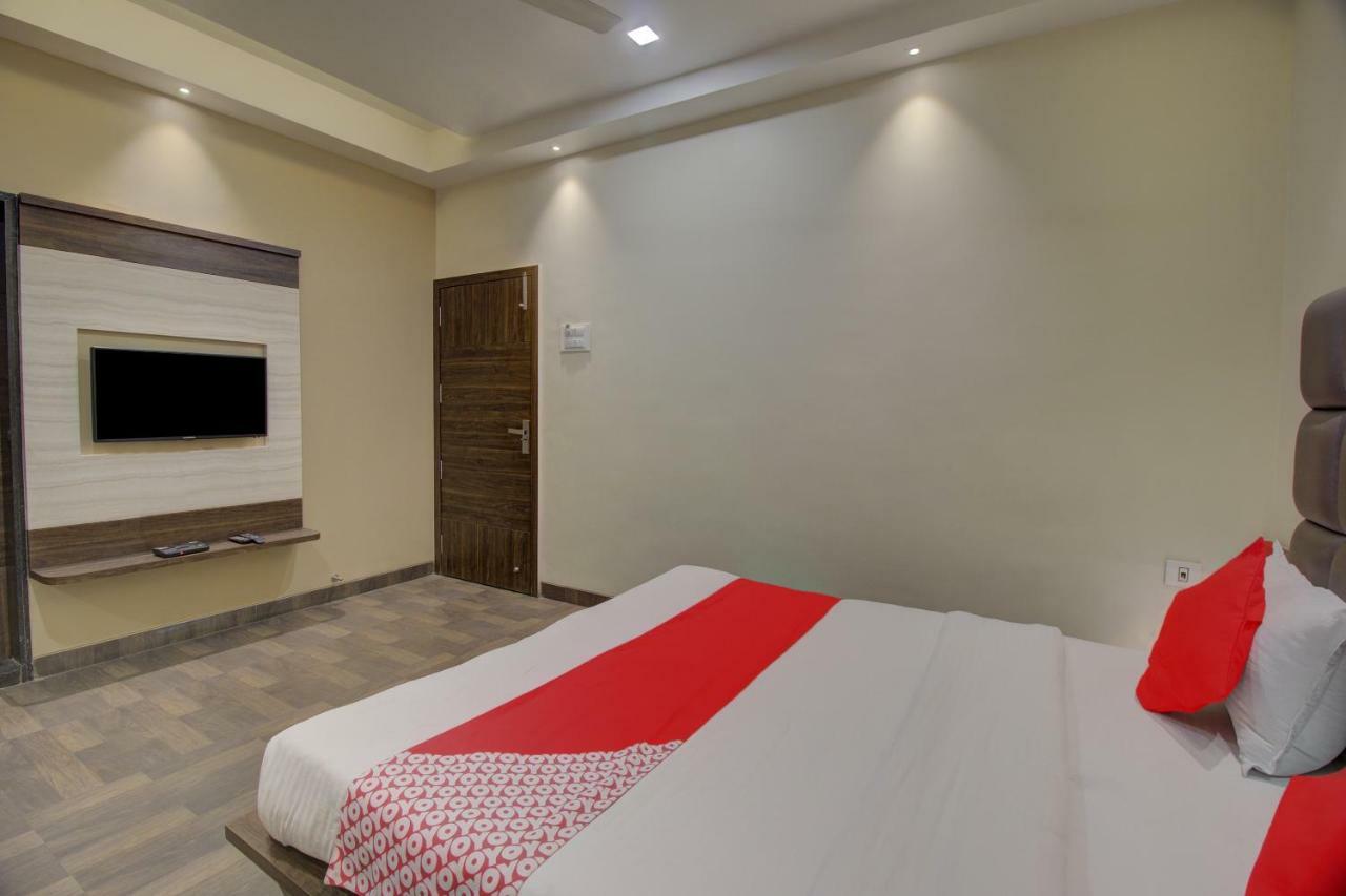 Sāngli Oyo 35844 Hotel Lotus Residency מראה חיצוני תמונה